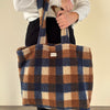 Sac fourre-tout moumoute à carreaux
